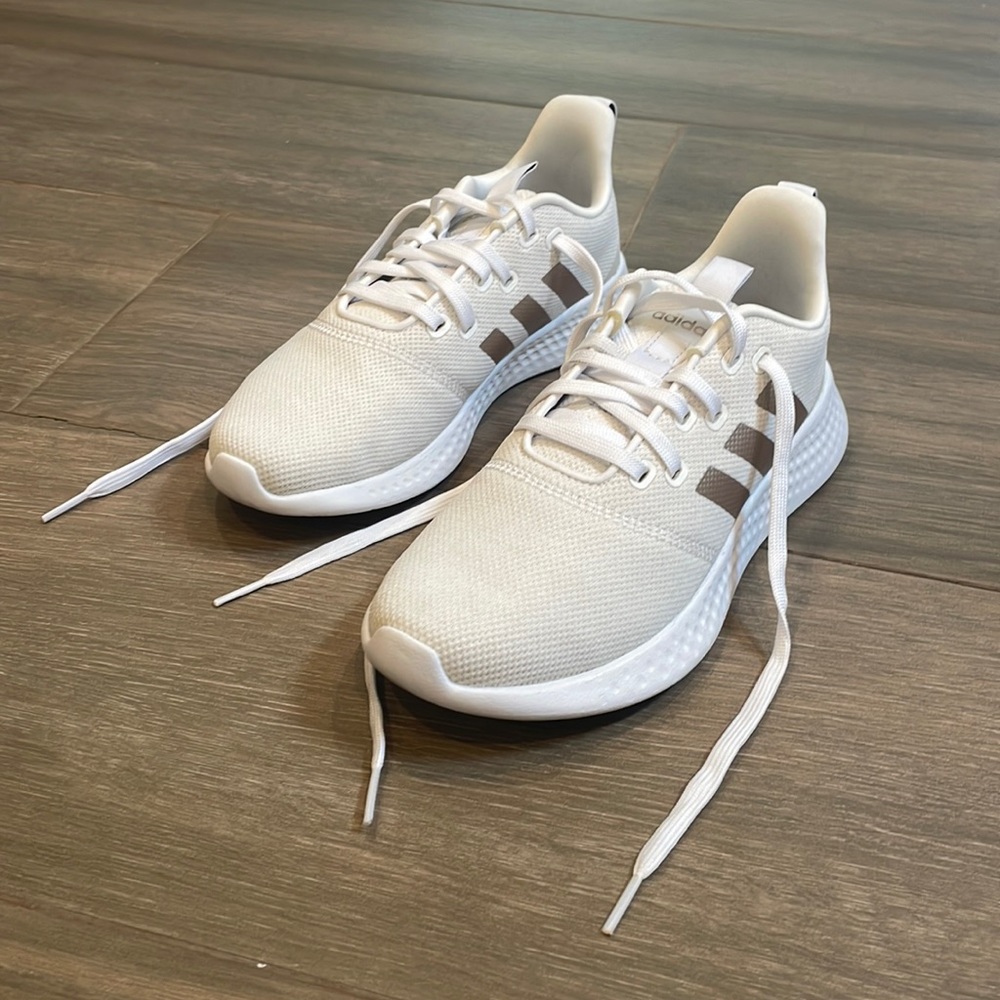 Adidas Sneakers